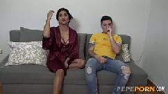 Incrivelmente lindo bebê quer foder sua colega de quarto para nós