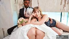 Deeper laney e troy fazem trio intenso com lena paul