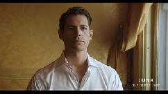 Marido pega a esposa traindo a câmera escondida