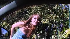 Adolescentes seduzidos por uma mãe sexy e adultos mais velhos com tesão