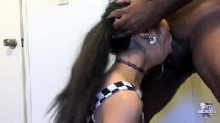 Eva yi foi feita para um pau na garganta profunda