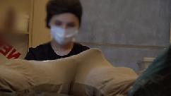 Flash de pau protuberante em uma consulta de esteticista