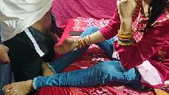 Meia irmã safadinha foi punhetar a pica do malandro e acabou tendo o cuzinho dilapidado por ele