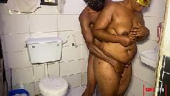 Mulher gordinha e casada traindo o marido