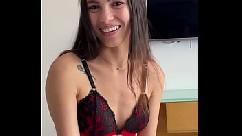 Primeiro teste do sofá da mãe solteira